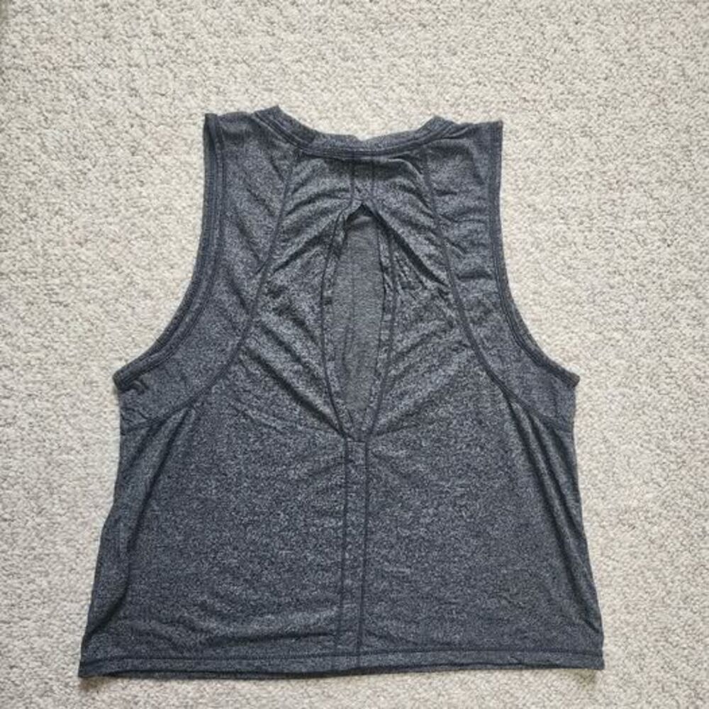 Reebok Grey Activewear Open Back Tank Top Women's Medium - Picture 3 of 4